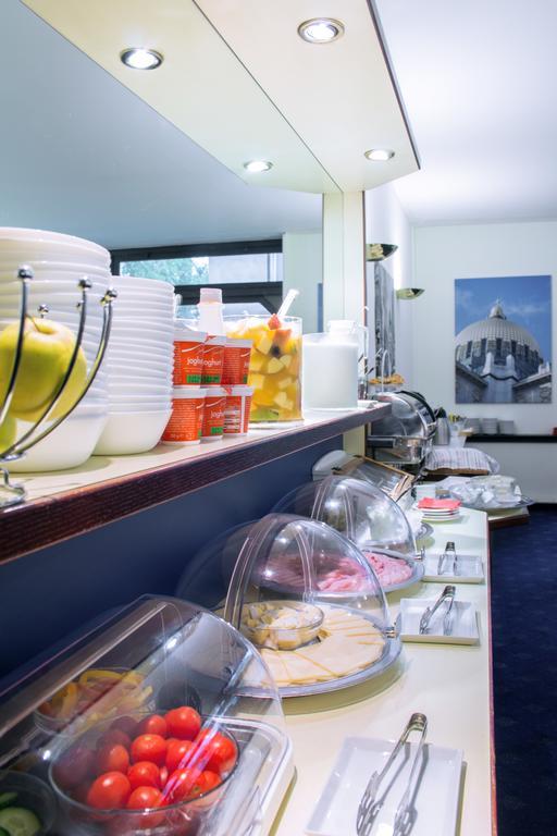 Acomodação com café da manhã  Pharmador 3*